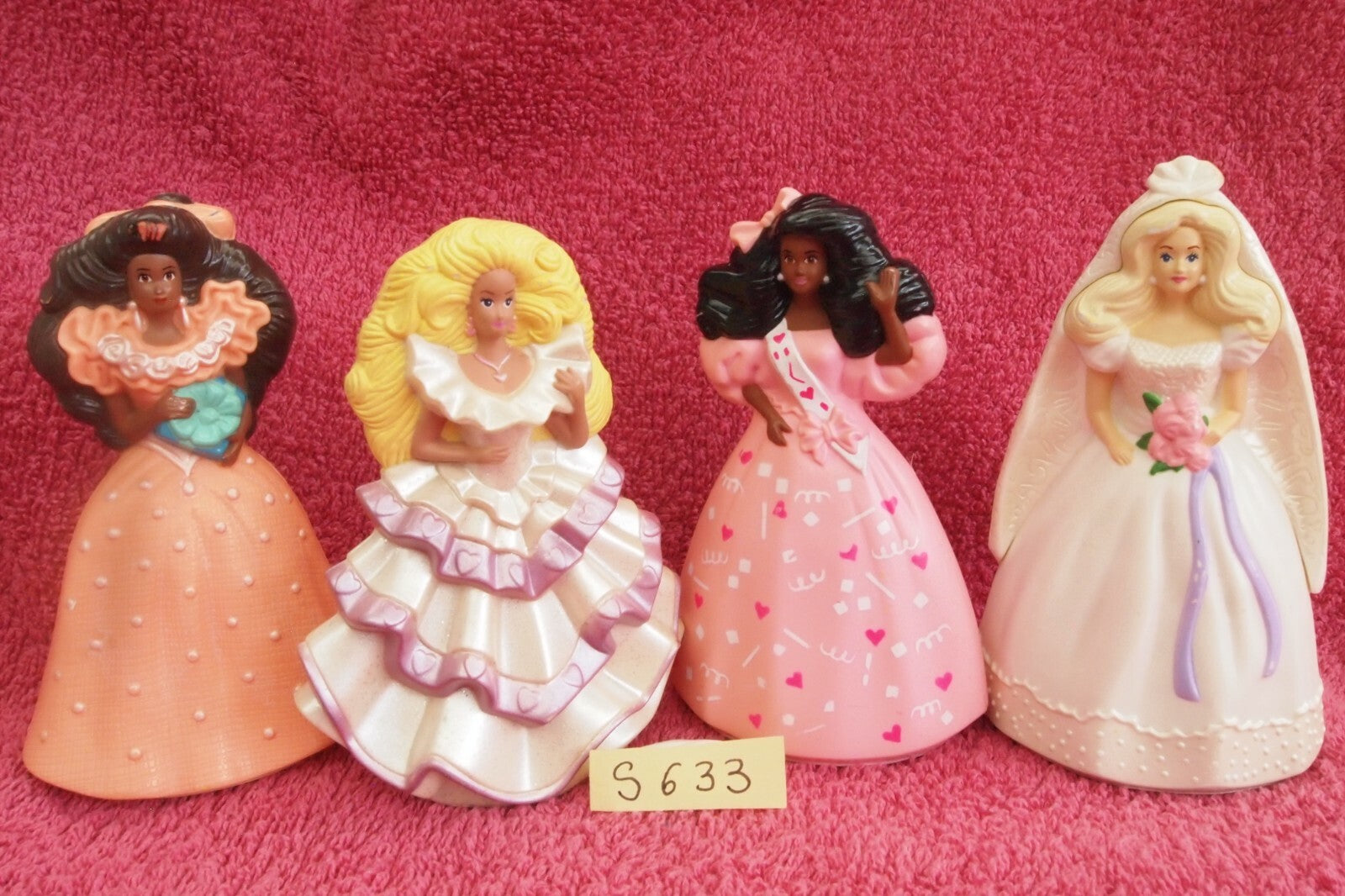 Doll S633: Lot of 4 mini Barbie McDonald USA 10cm - princesses - bride