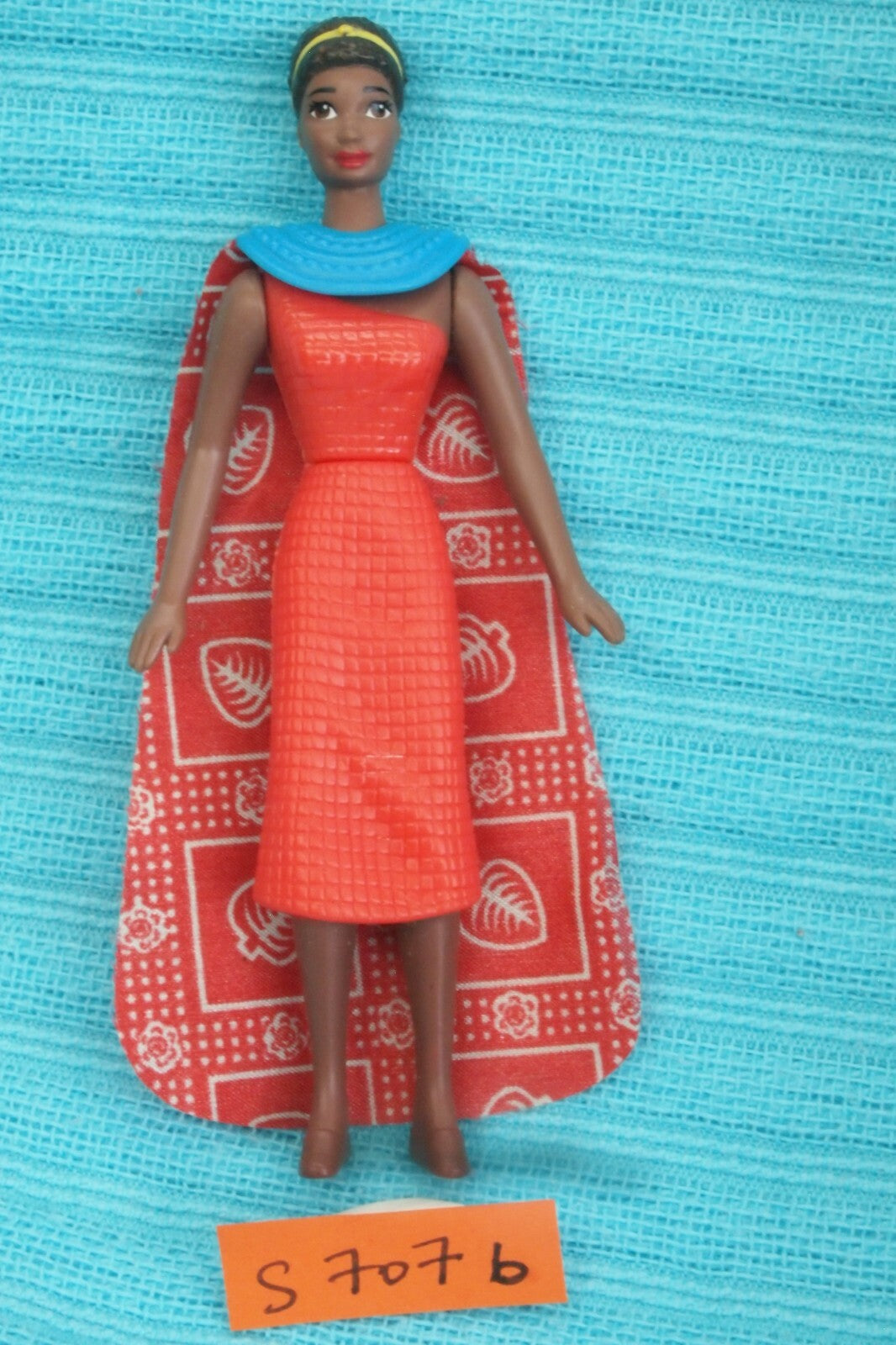 Doll S707: Mini Barbie McDonald USA 10cm Kenyan 1995