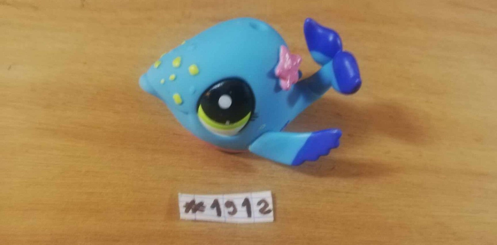 LITTLEST PETSHOP figurine: WHALE #1912 (whale)