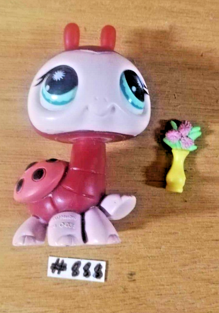 LITTLEST PETSHOP figurine: LADYBUG #888 (ladybug) + flowers