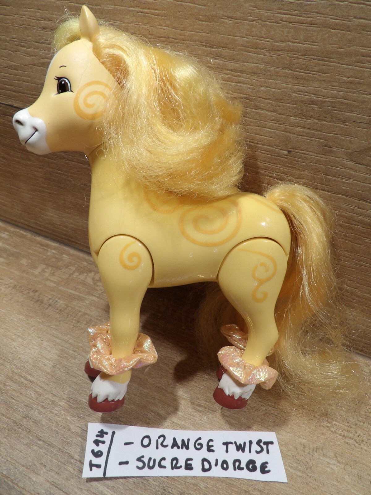 Horse Strawberry Shortcake No. T614 Horse Orange Twist