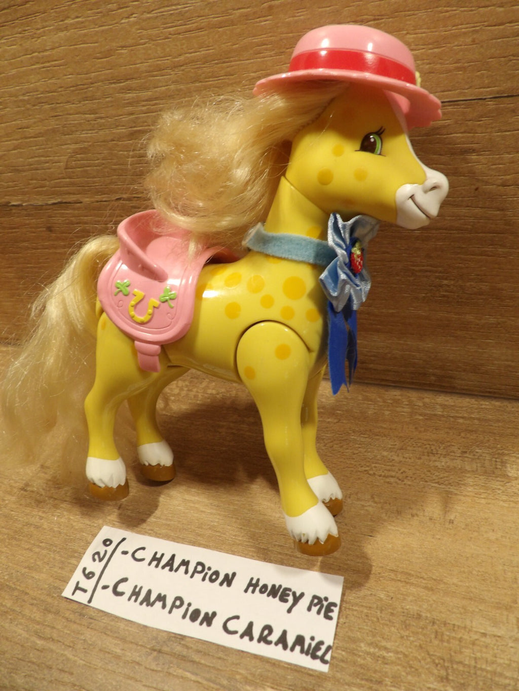 Charlotte aux Fraises-Strawberry Shortcake Horse No. T620, Champion Honeypie