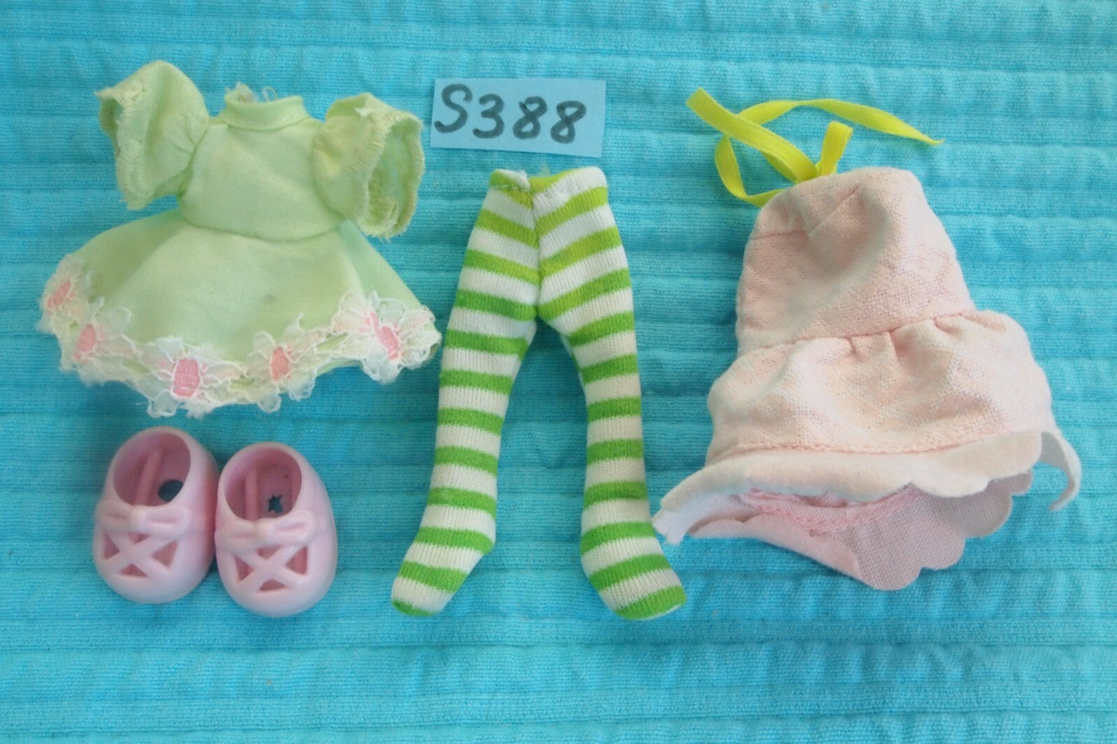 Strawberry Shortcake Doll No. S388