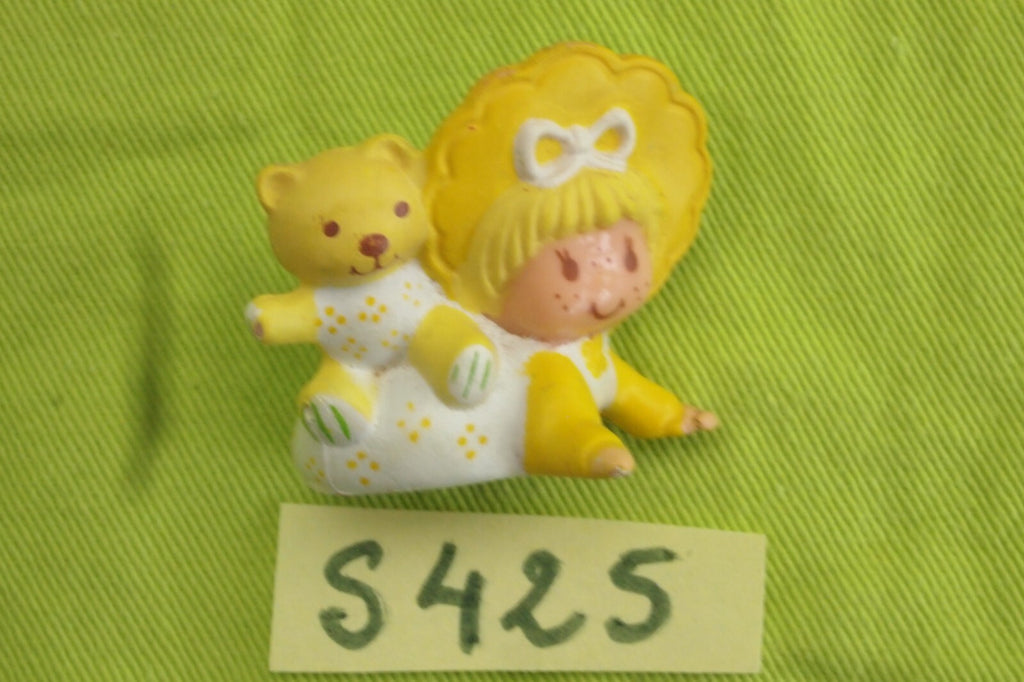 Strawberry Shortcake Figurine #S425