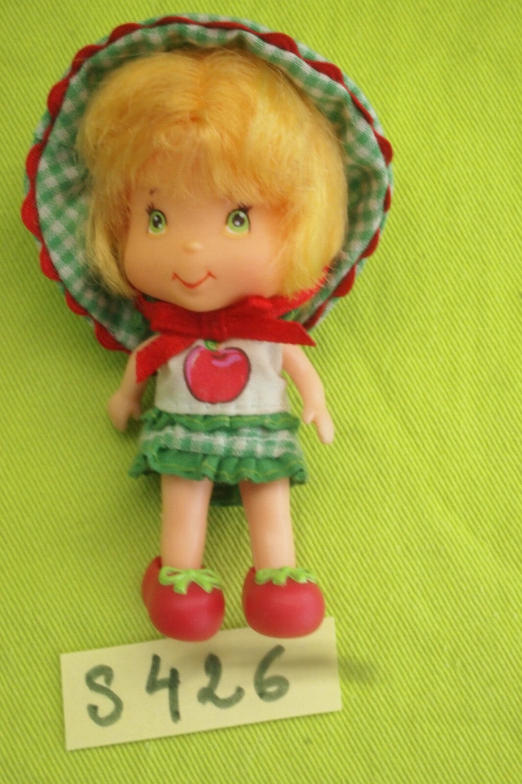 Strawberry Shortcake Doll No. S426 - 8 cm