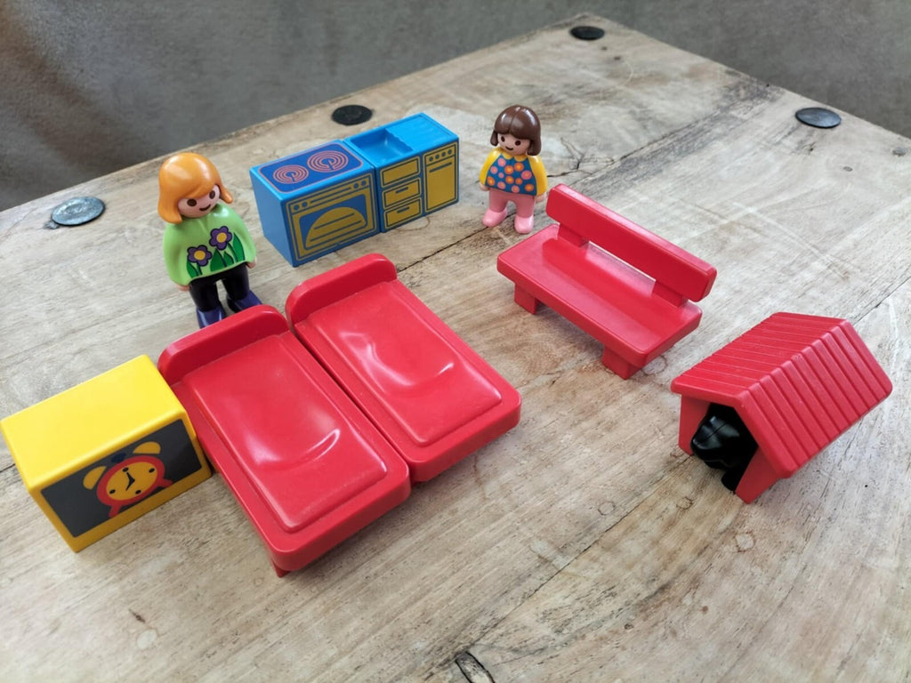 Playmobil 123: Furniture + 2 figures + dog + doghouse