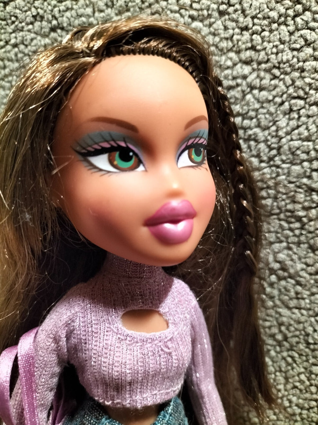 BRATZ Doll No. T706: Yasmine - 25cm