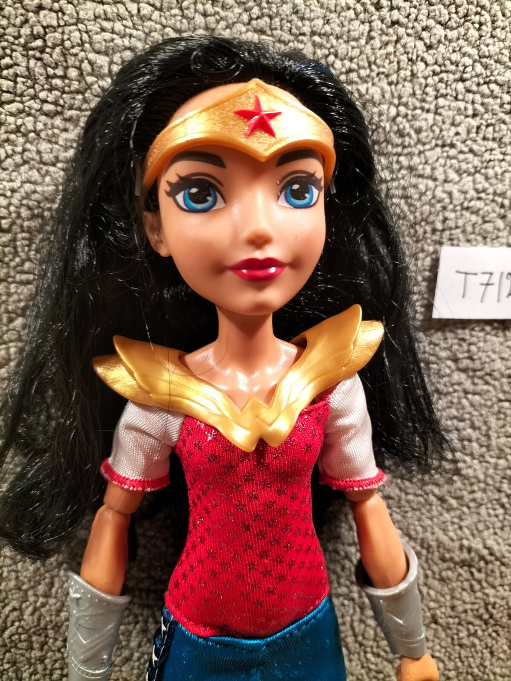 Doll No. T712: Wonder Woman - DC Comics - 30cm