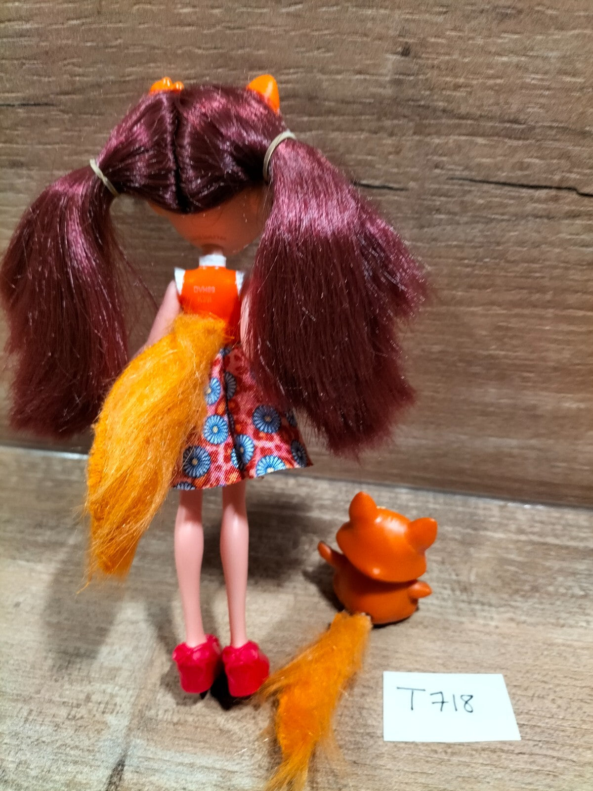Doll No. T718: Felicity Fox Enchantimals Mattel fox - 15 cm