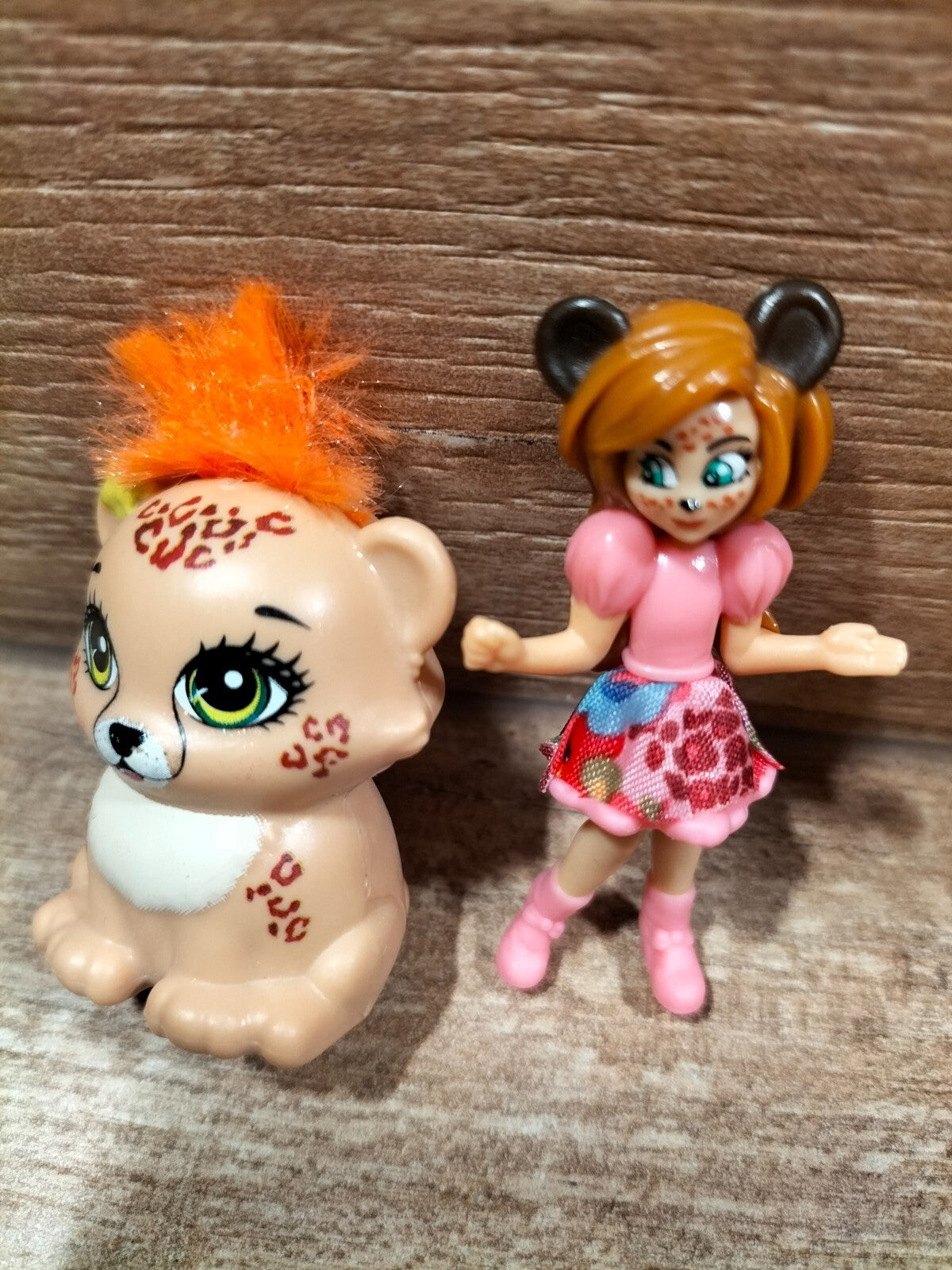 Doll No. T720: Cherish Cheetah Enchantimals Mattel - 15 cm