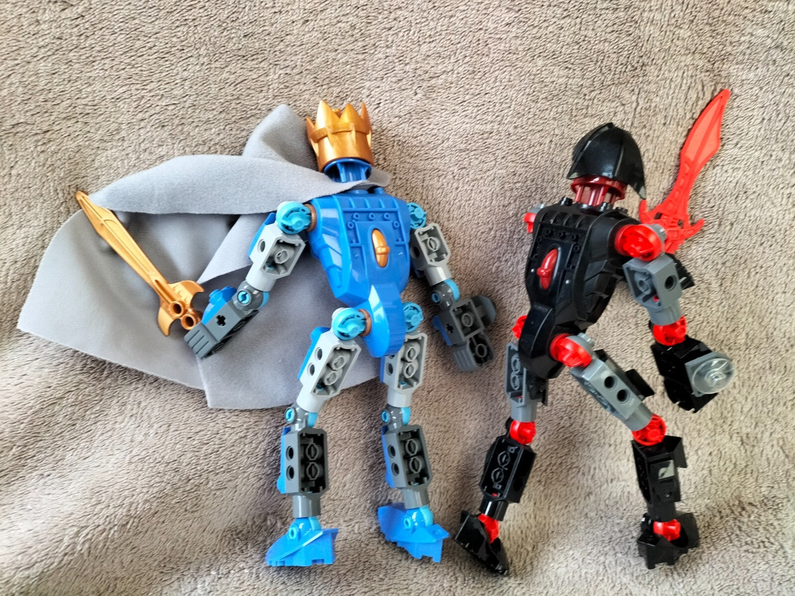 Lot of 2 LEGO Knights Kingdom