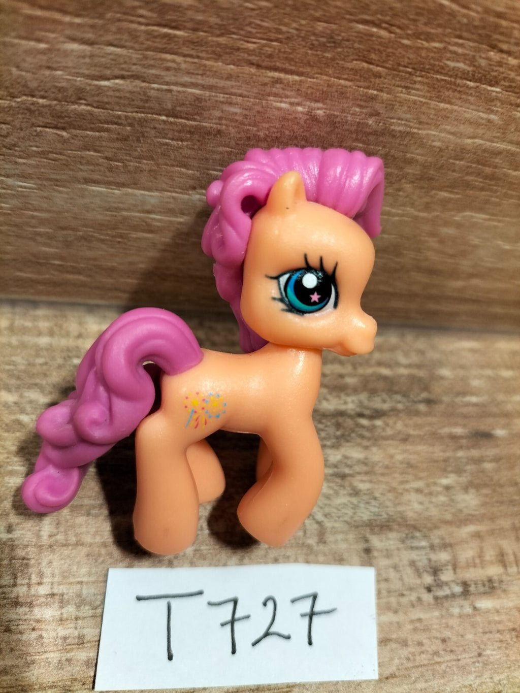 MY LITTLE PONY T727 My little pony Sparkle Works Ponyville 5cm