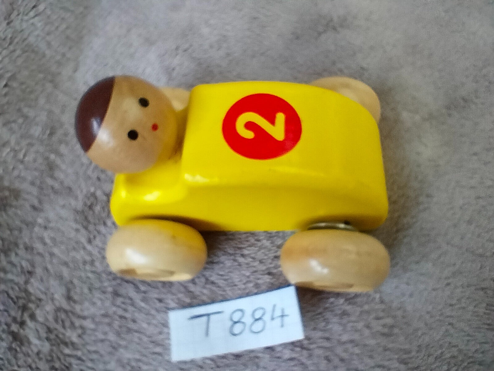 Wooden toy no. T884: Yellow car 9cm
