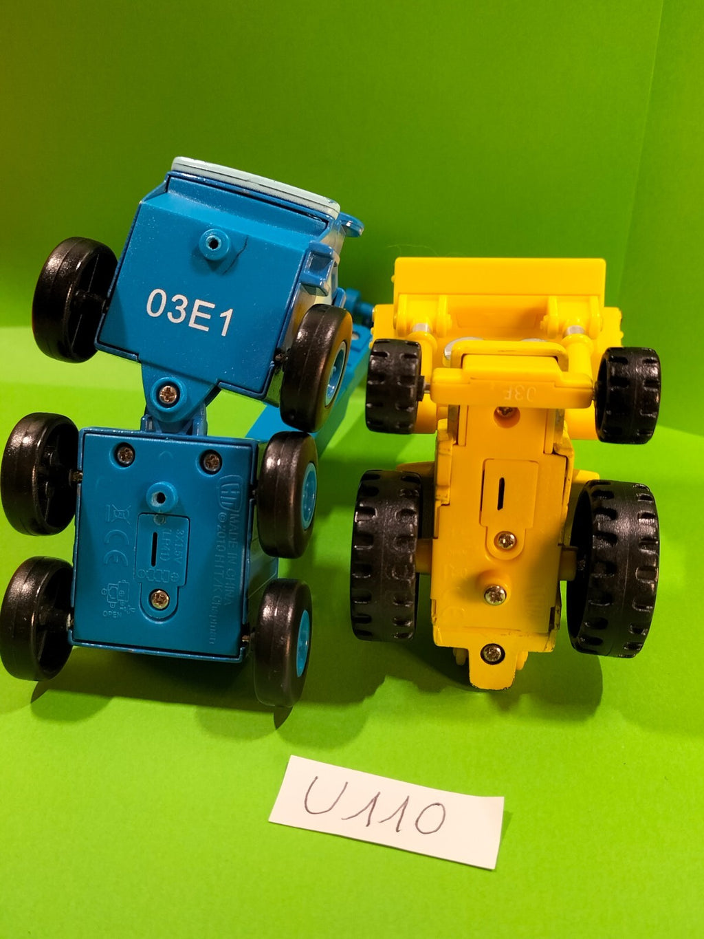 Figure U110: Lot of 2 Bob the Builder vehicles The Builder Hit/K. Chapman diecast