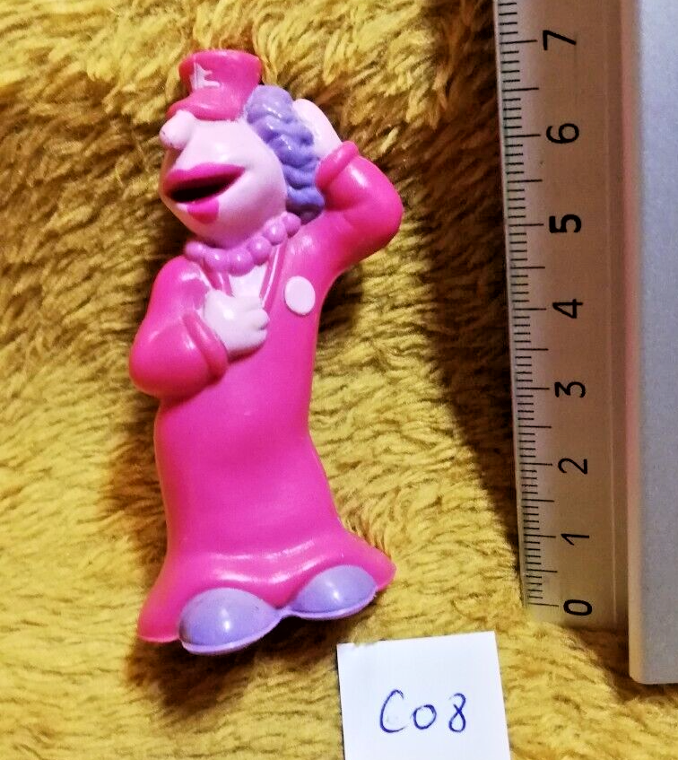 Figure C08: Monty Pink Piece Police - Puzzle Place 1994 Henson