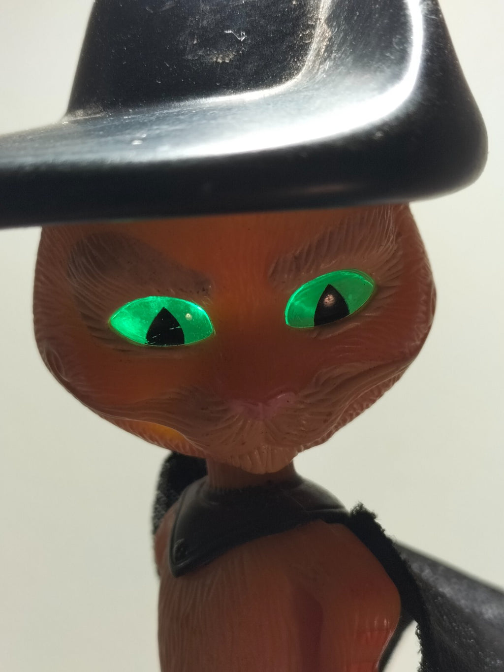 Figure U154: Puss in Boots SHREK Dreamworks 11cm Burger King 2004 Puss in Boots