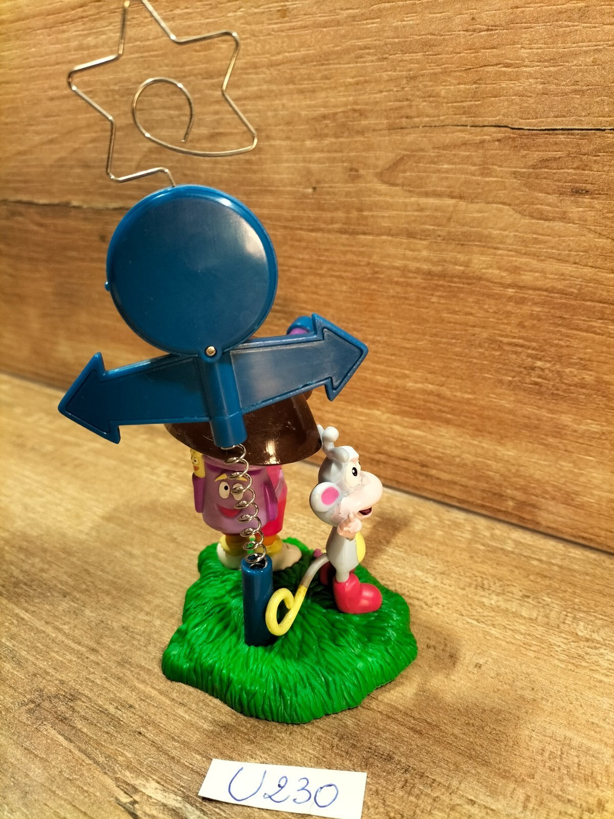 Figurine U230: Dora the Explorer &amp; Boots photo or memo holder clock