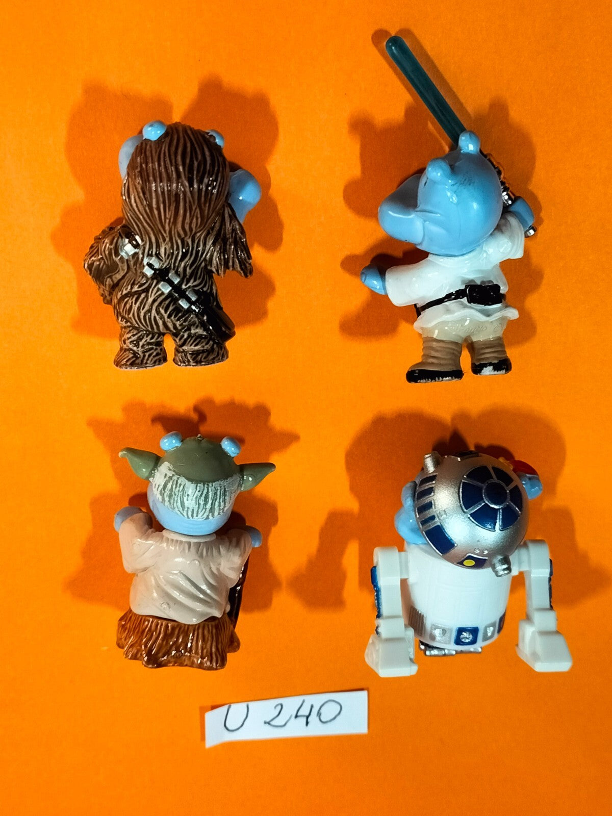 Lot U240: 4 Kinder Germany Happy Hippo Star wars figurines 4cm