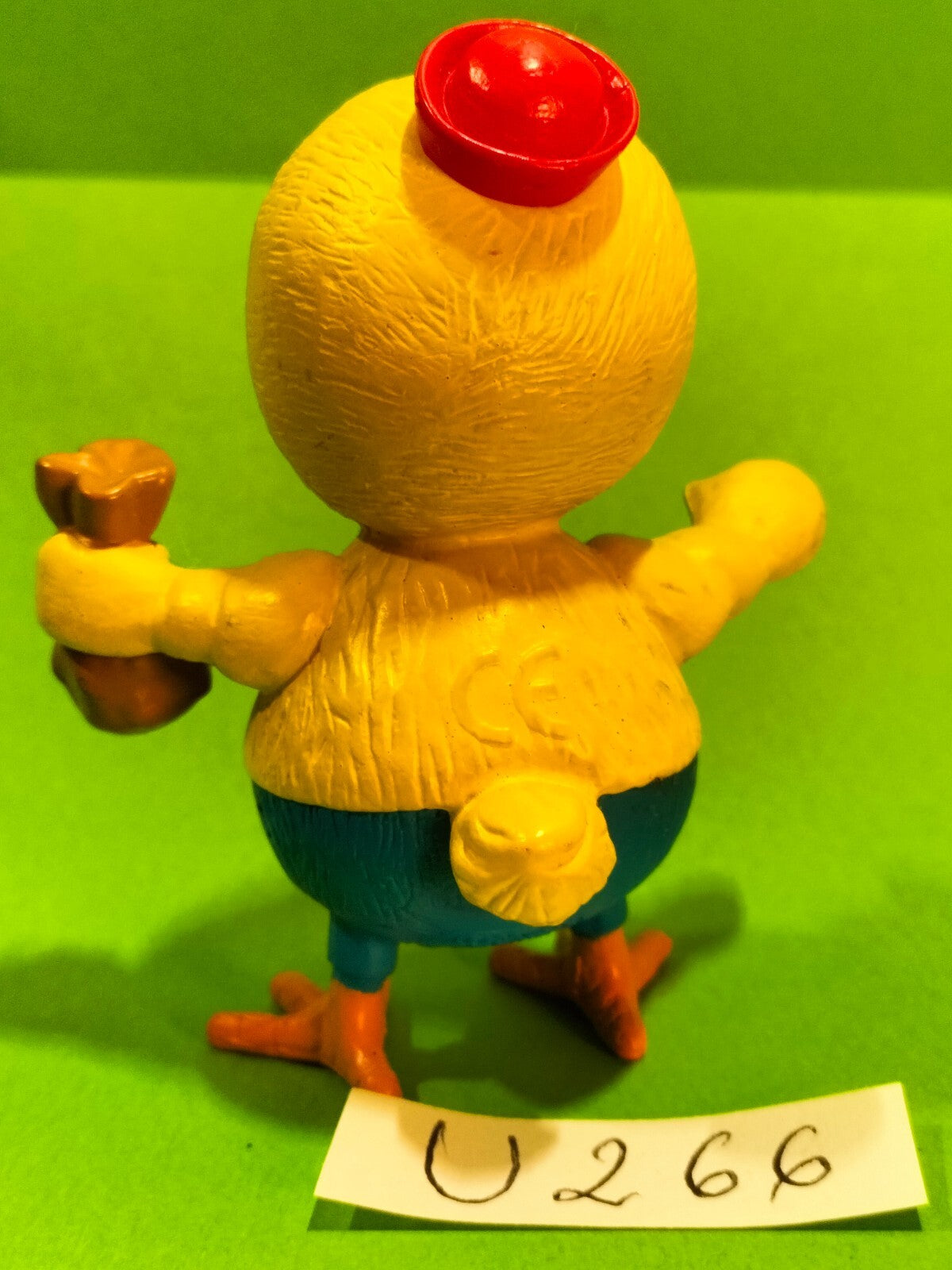 Figurine U266: Antonin the chick 6cm Funny Little Creatures Plastoy 2004