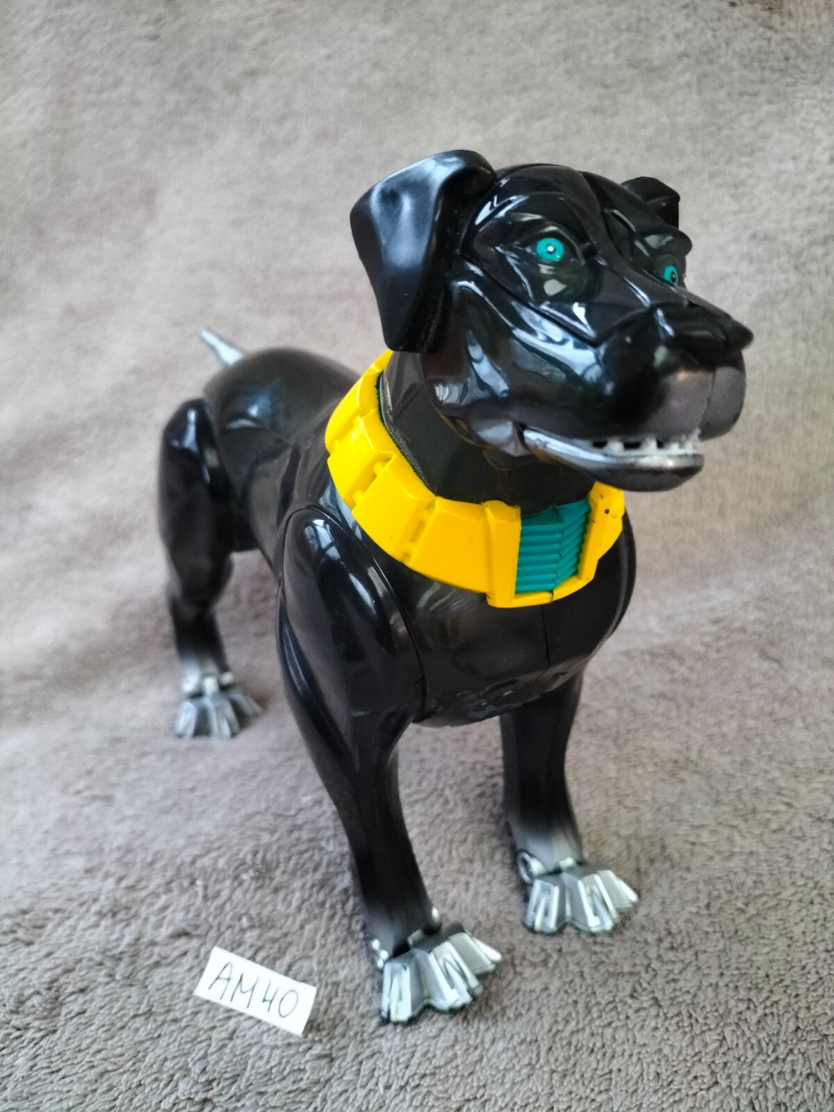 Action-Man AM40: Toxic Dog K900 ATOM Mecha bionic cyber dog Hasbro 2006