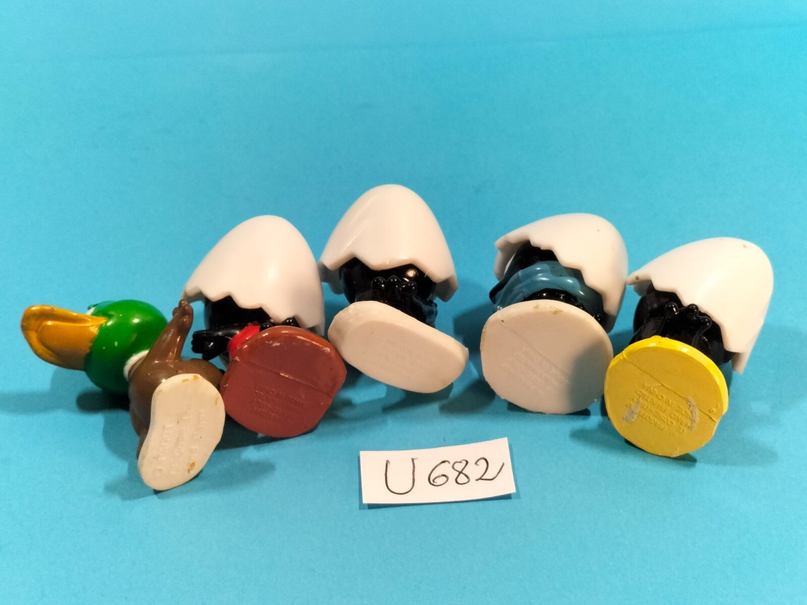 Lot U682: 5 Calimero figurines 3cm Pagot 1997 Kinder Italy