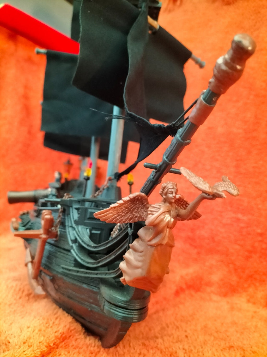 Lot V057: Pirates of the Caribbean Black Pearl Ship Mega Bloks 1017