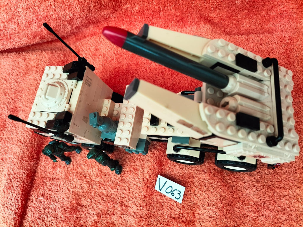 Lot V063: Mega Bloks Pro Builder Missile Launcher War Truck 3731 (rare)