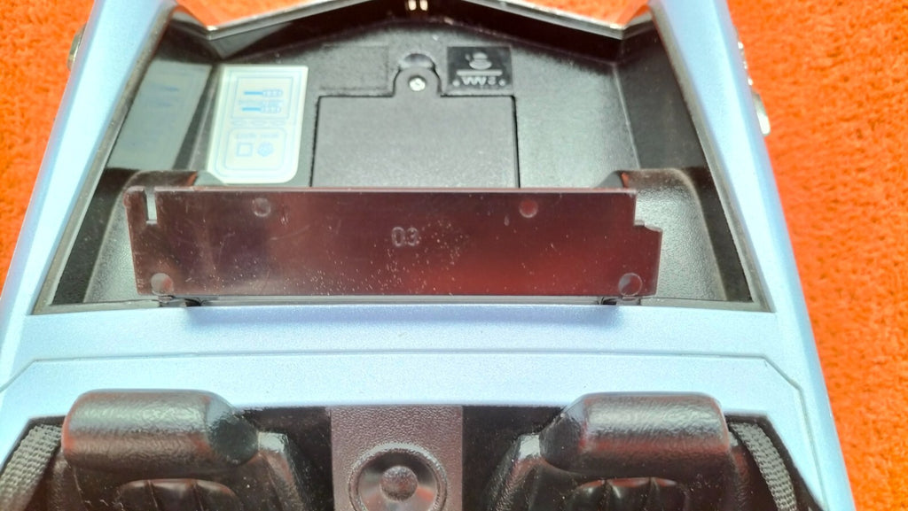 Lot V105: 2002 Bratz Cadillac Convertible Car with FM Radio 45x20cm