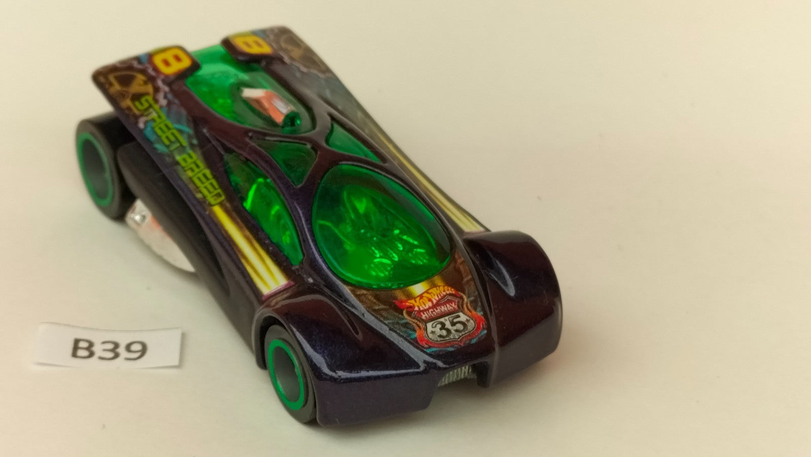 Car B39 Hot Wheels World race Sling Shot Highway 35 street breed 8 - Rare