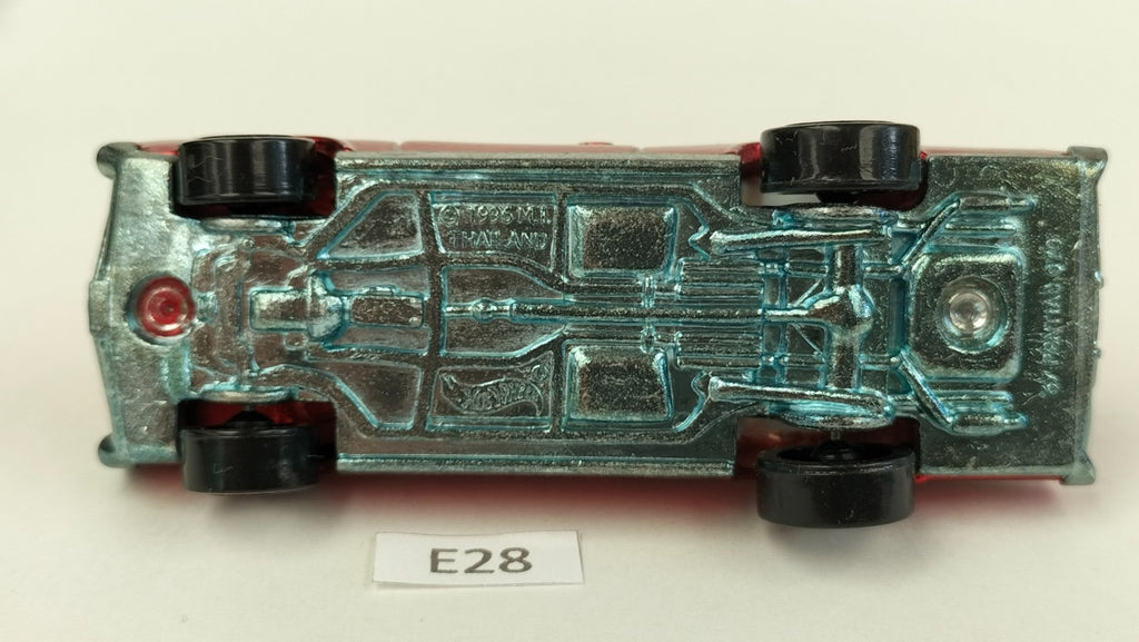 Car E28 Hot Wheels Classics '67 PONTIAC GTO red lines rare