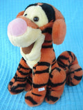 Plush n°883: TIGROU Disney Winnie 28 cm