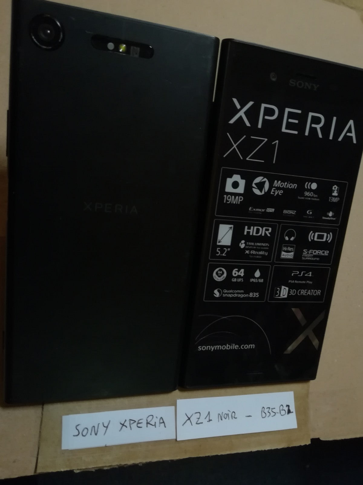 Dummy mobile phone/smartphone No. B35-B2: Sony Xperia XZ1 black
