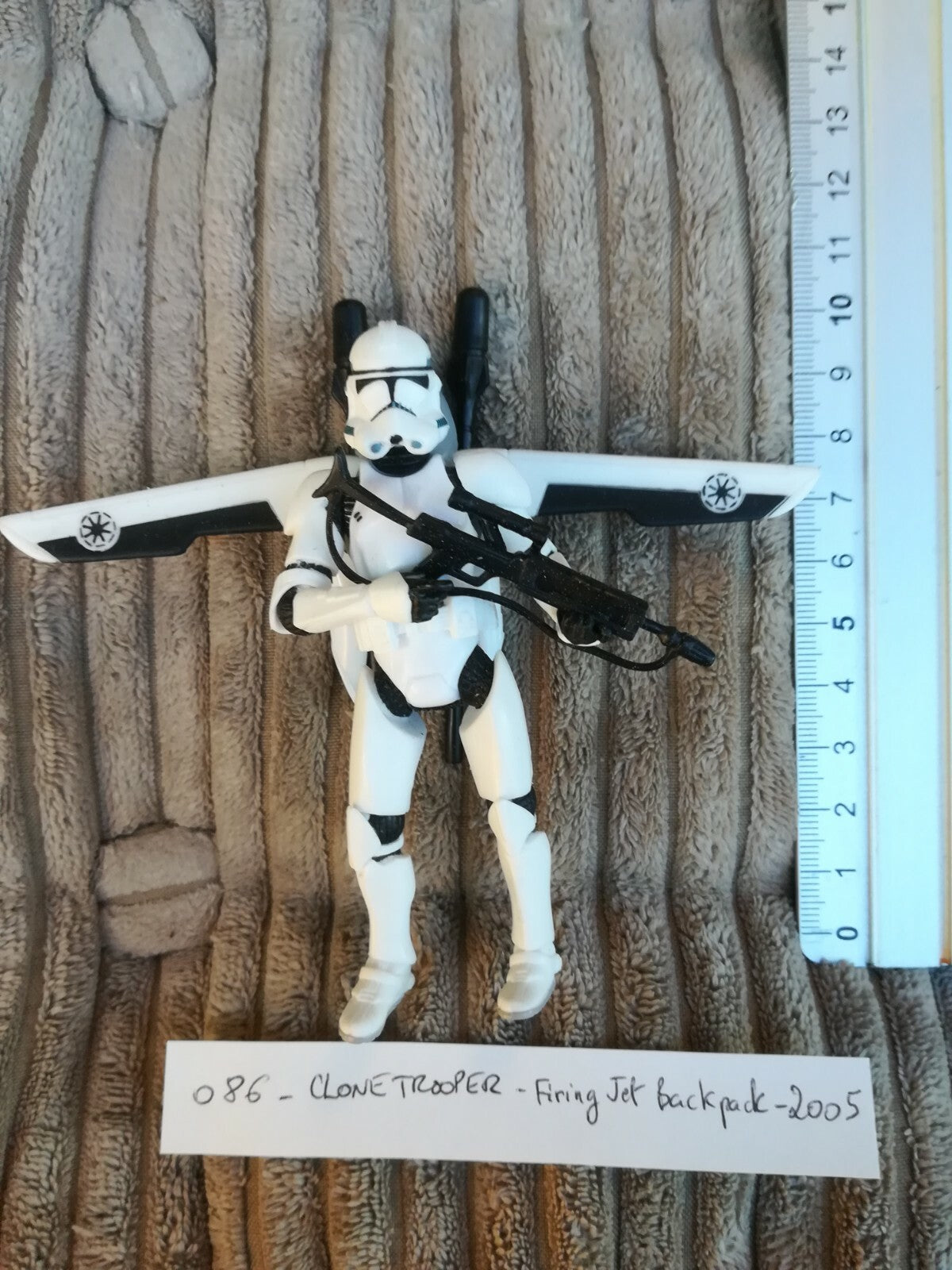 figurine STAR WARS 086*: CLONE TROOPER firing jet backpack - 2005