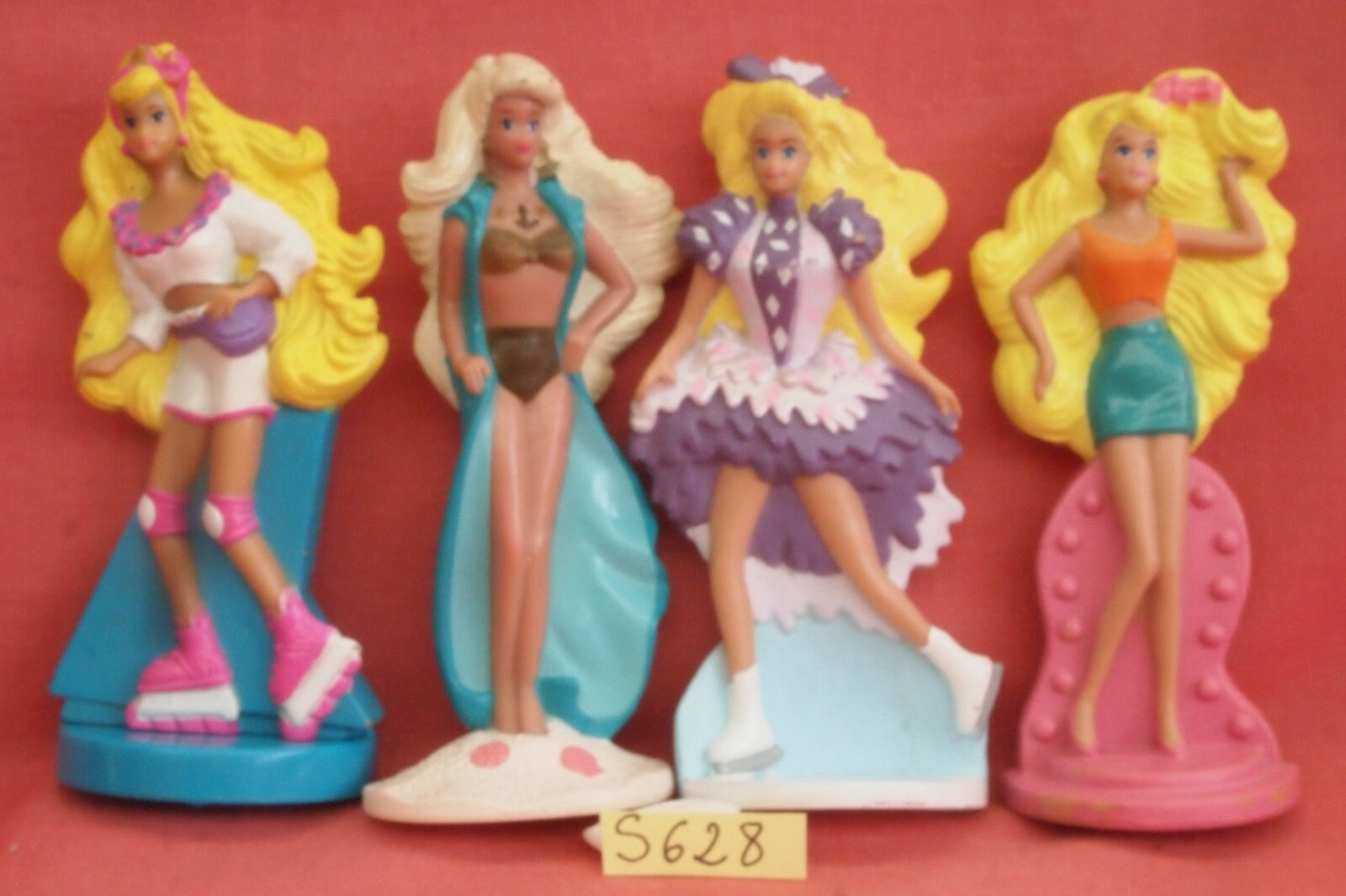 Doll S628: Lot of 4 mini Barbie McDonald USA 10cm -