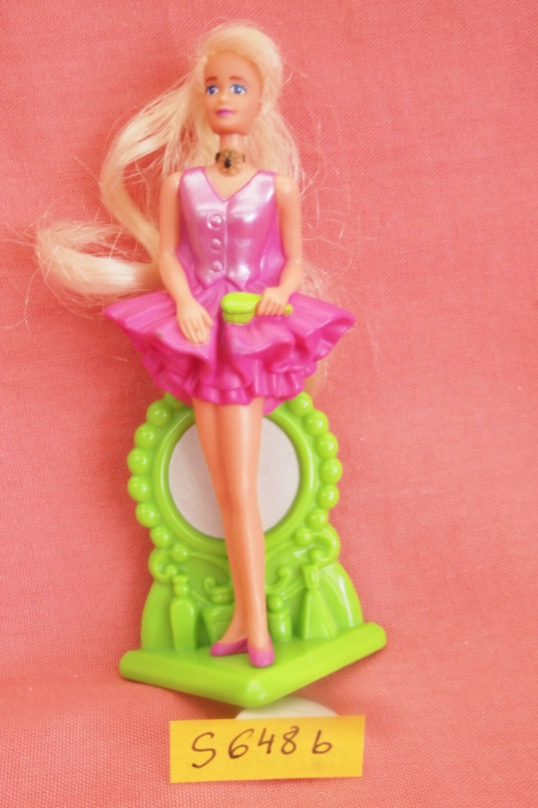 Doll S648*: Mini Barbie McDonald USA 10cm Beauty Salon