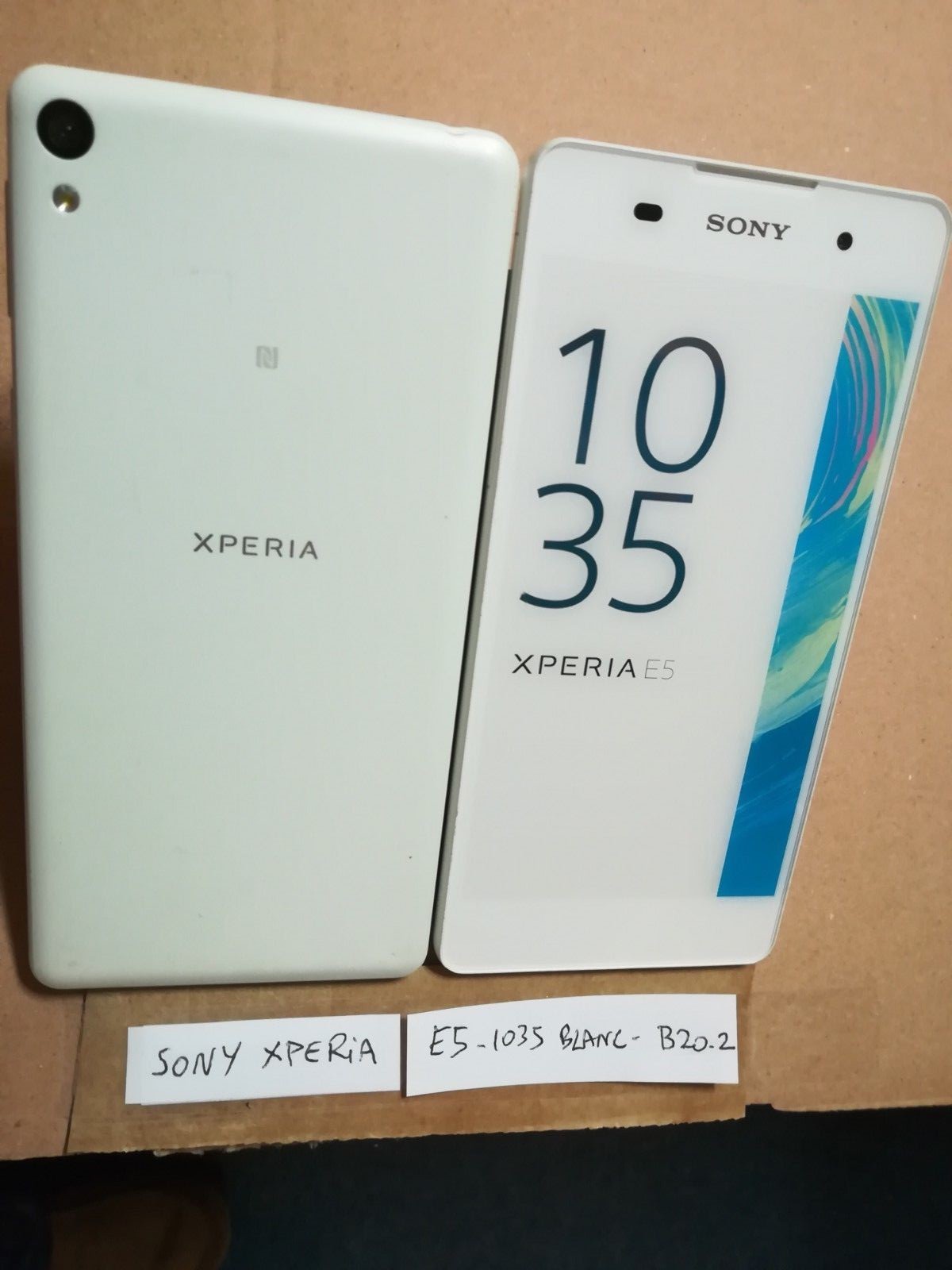 Dummy mobile phone/smartphone #B20-2: SONY XPERIA E5 white