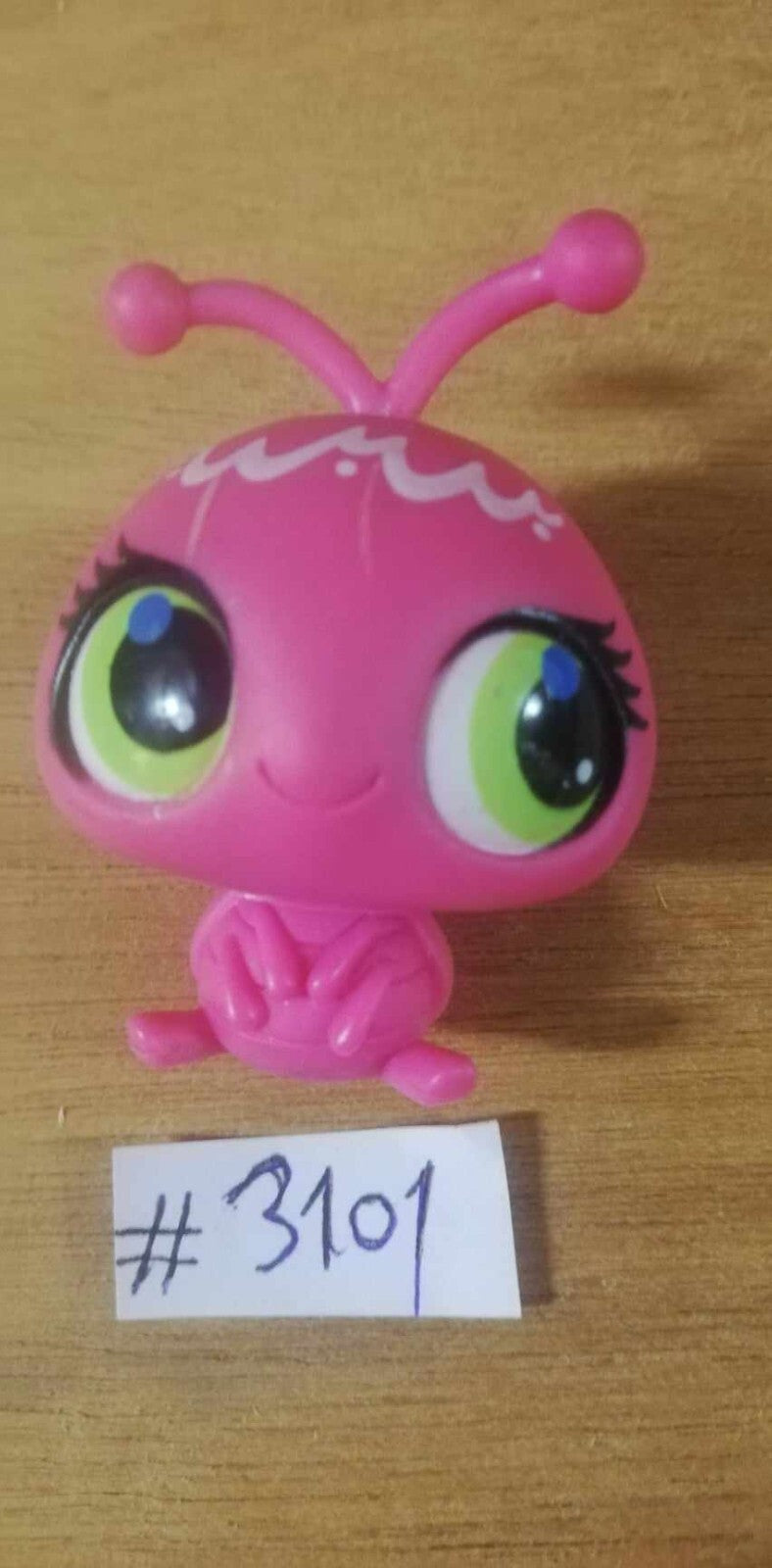 LITTLEST PETSHOP figurine: LADYBUG #3101 (ladybug)