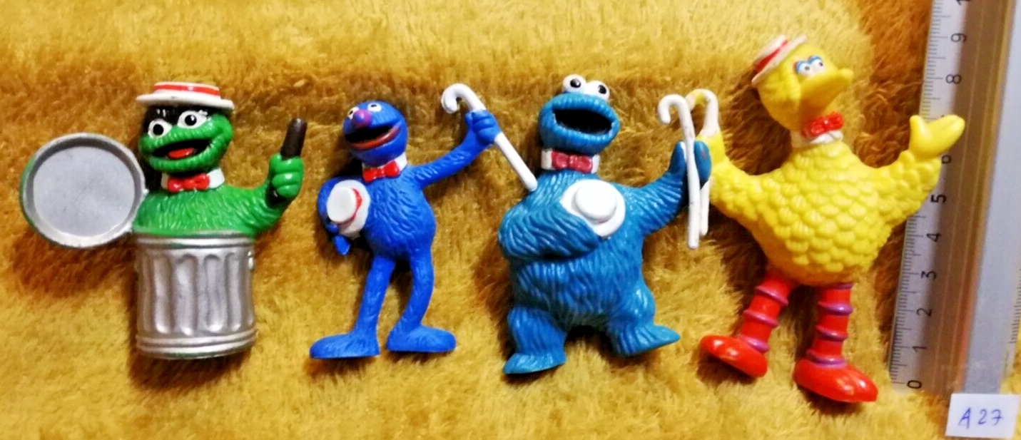 Lot A27 : 4 Figurines RUE SESAME street CTW Tara toy Henson