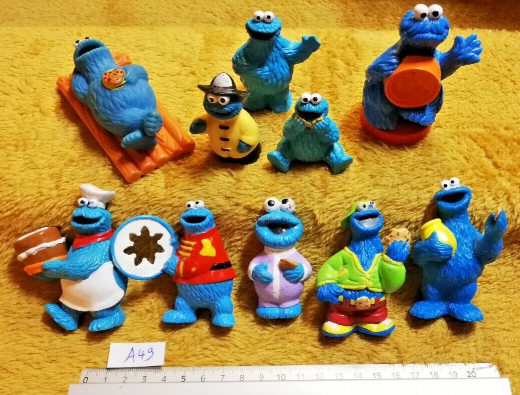Lot A49 : 10 Figurines COOKIE MONSTER - RUE SESAME street - Henson