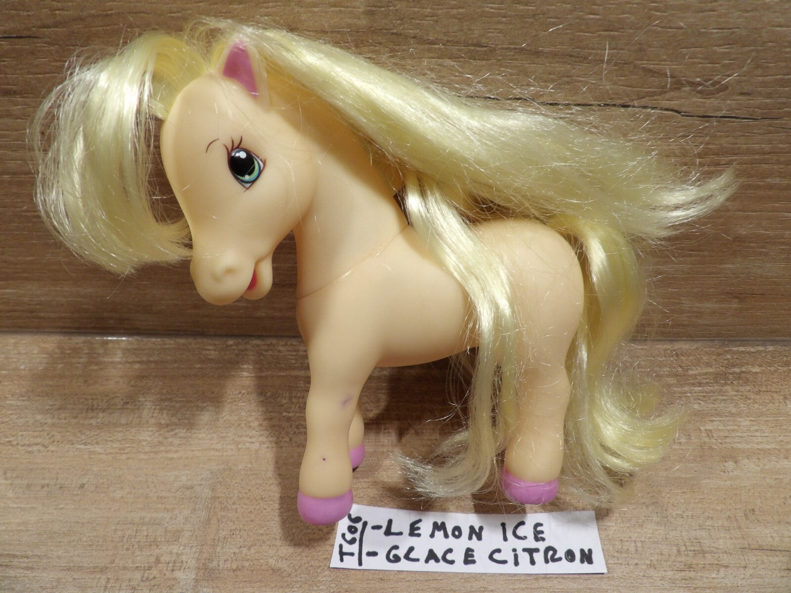 Horse Strawberry Shortcake No. T606 Horse Lemon Ice