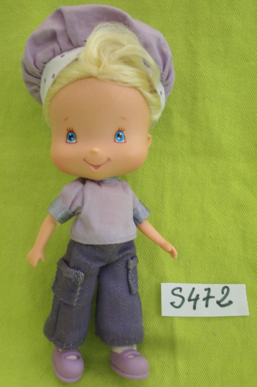 Strawberry Shortcake Doll No. S472 - 14 cm