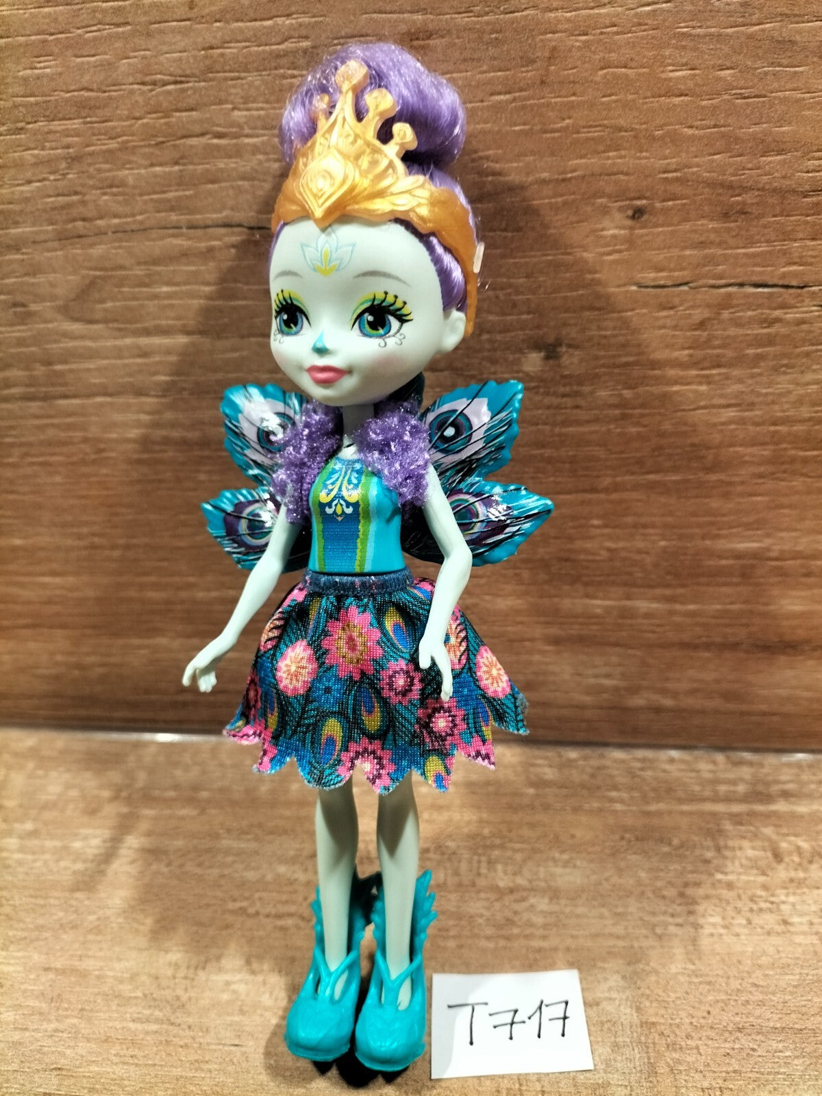 Doll No. T717: Enchantimals Peacock Patter - 15 cm