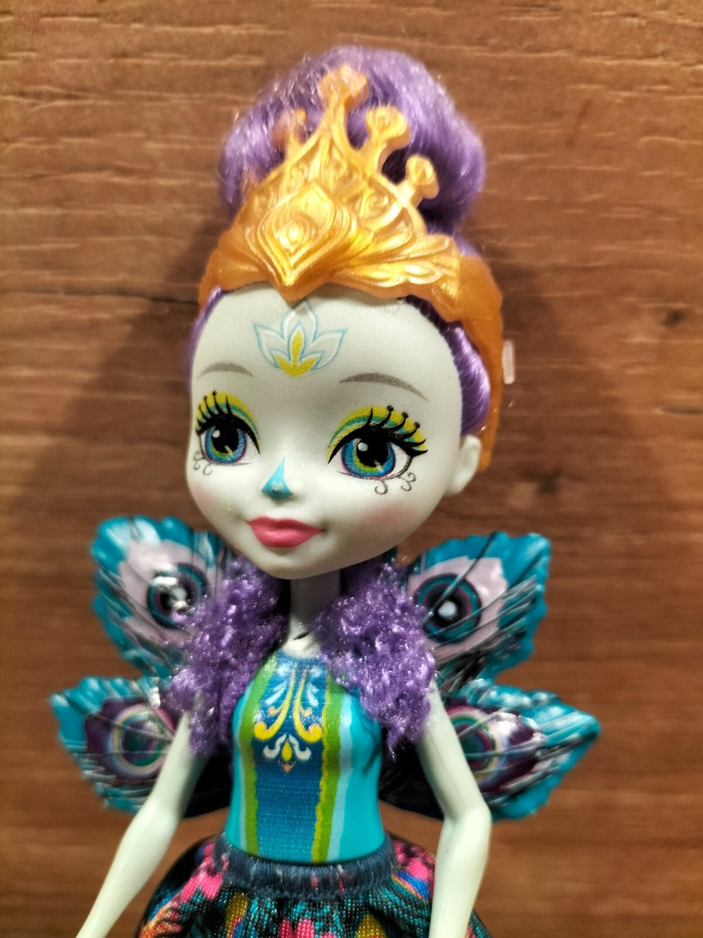 Doll No. T717: Enchantimals Peacock Patter - 15 cm