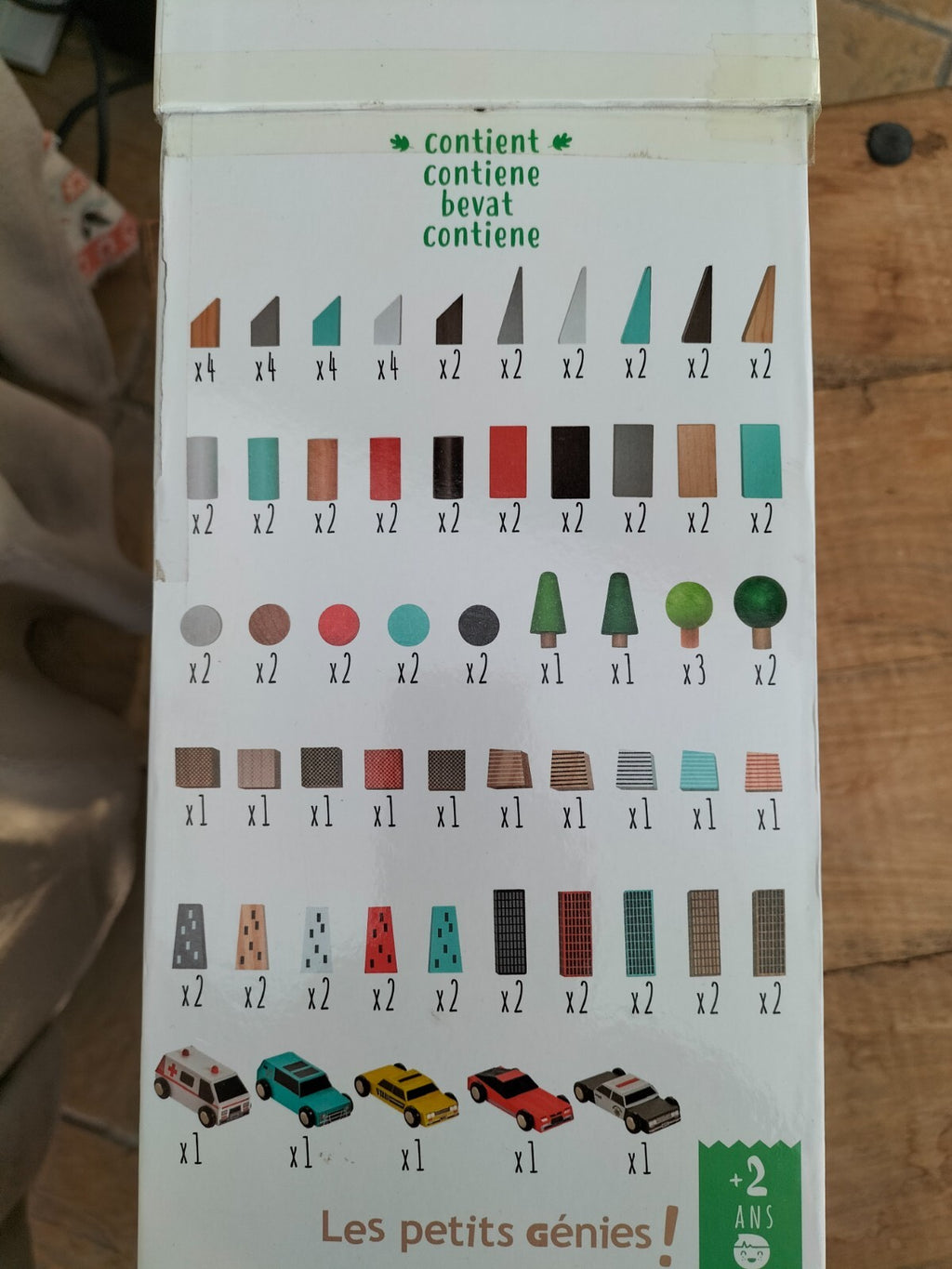 FLOYD City to Build: 100 Wooden Blocks and Vehicles