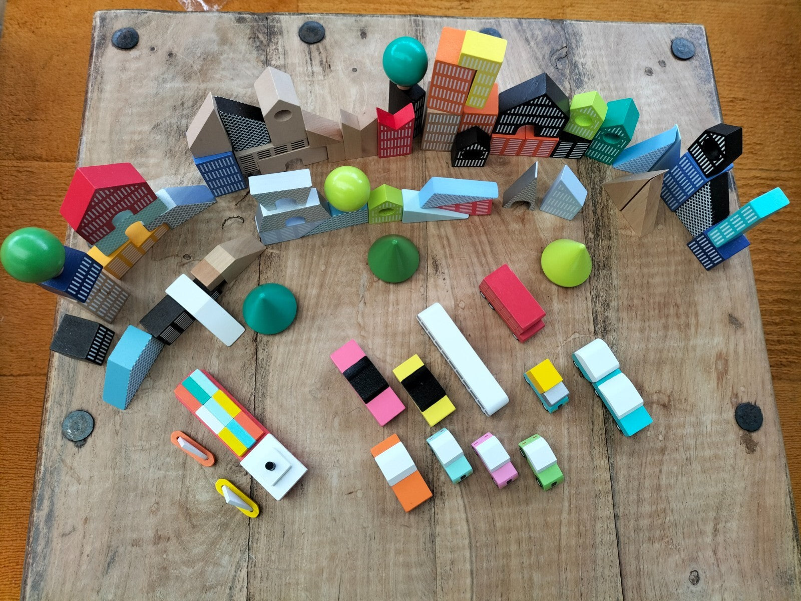 FLOYD City Builder: 69 Wooden Blocks and Vehicles