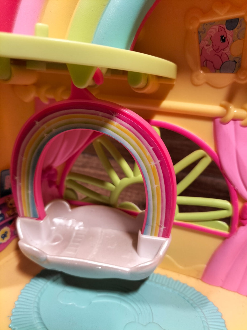 MY LITTLE PONY T747 Ponyville Rainbow dash My Little pony 24x24cm