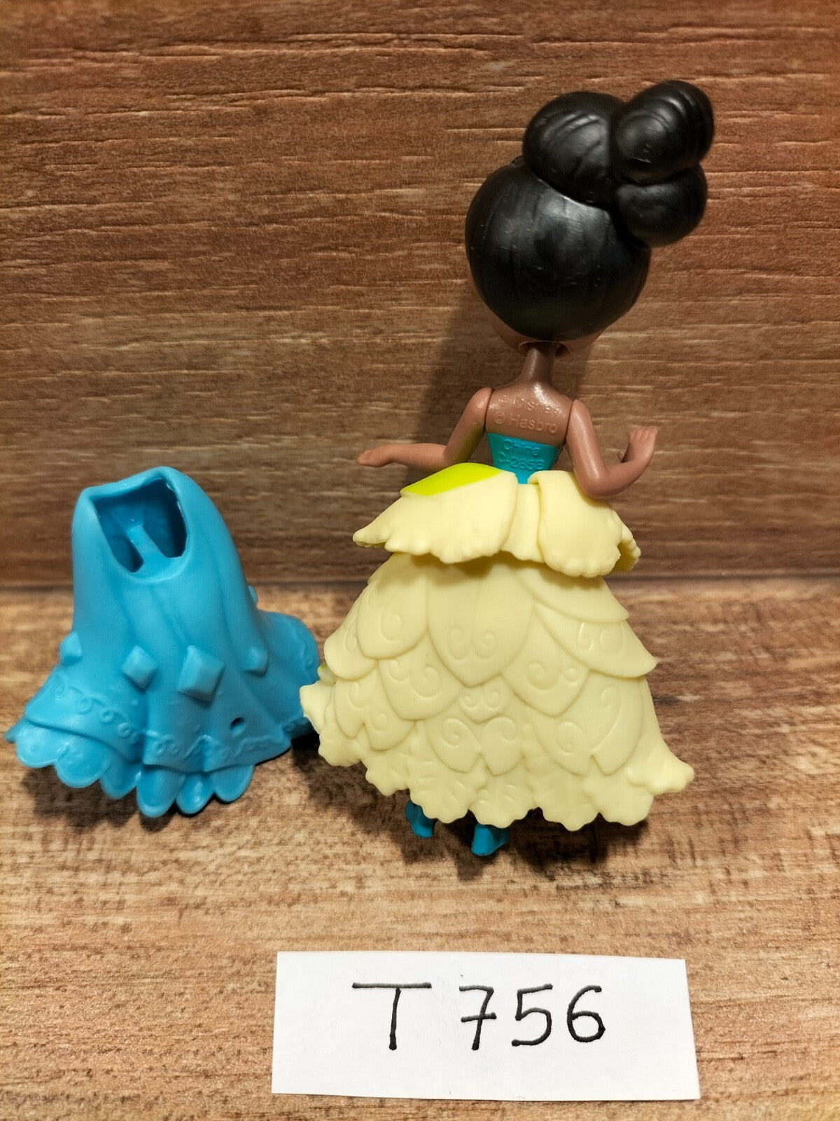 Figurine T756 Tiana DISNEY Princess and the frog Little kingdom 8cm