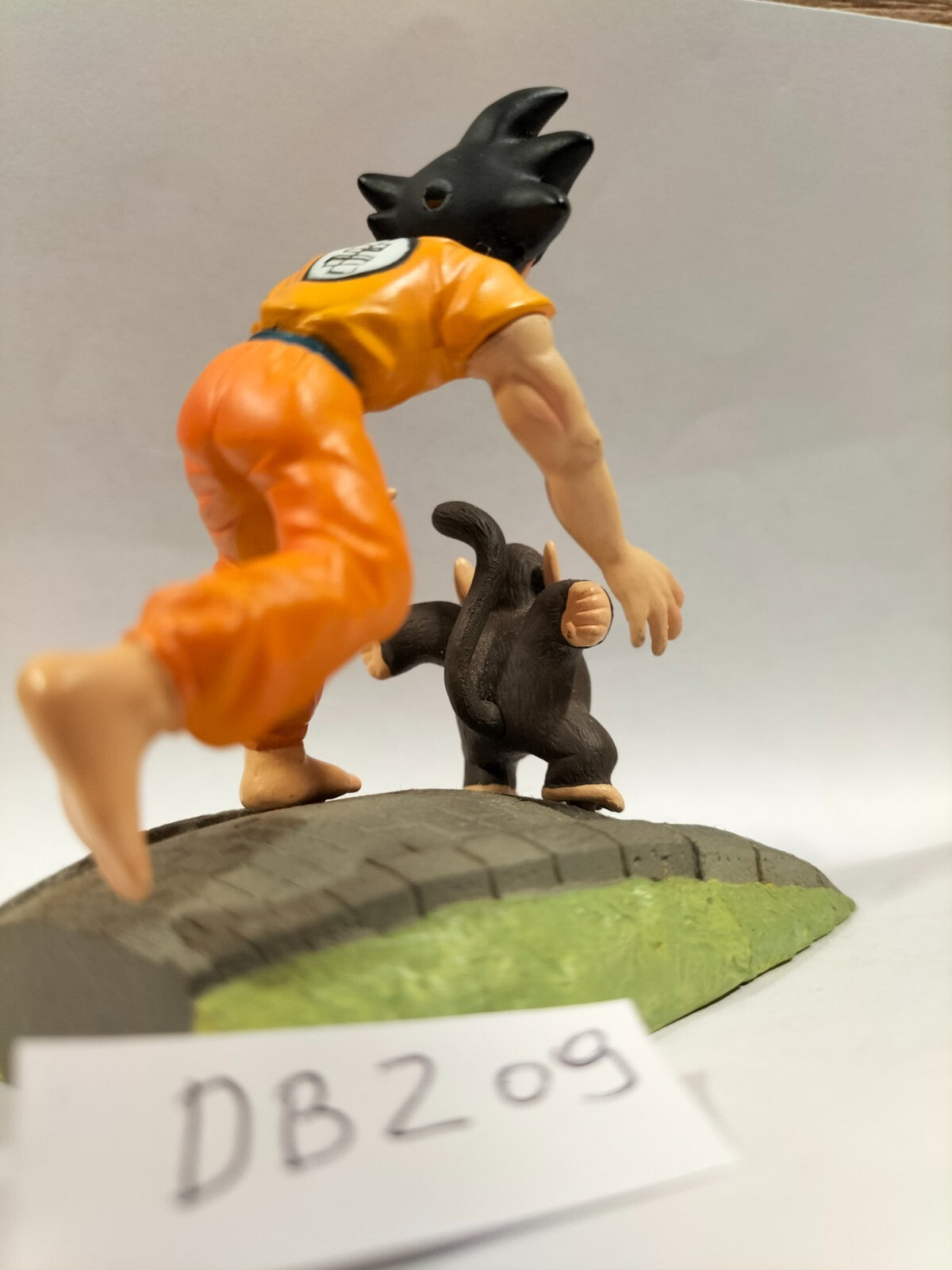 Figurine DBZ 009: Bubbles &amp; Son Goku 8cm B/ST China Megahouse capsule neo