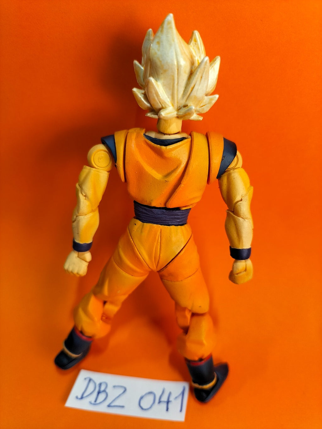 Figure DBZ 041: Super Saiyan Goku 10.5cm Dragonball Bandai