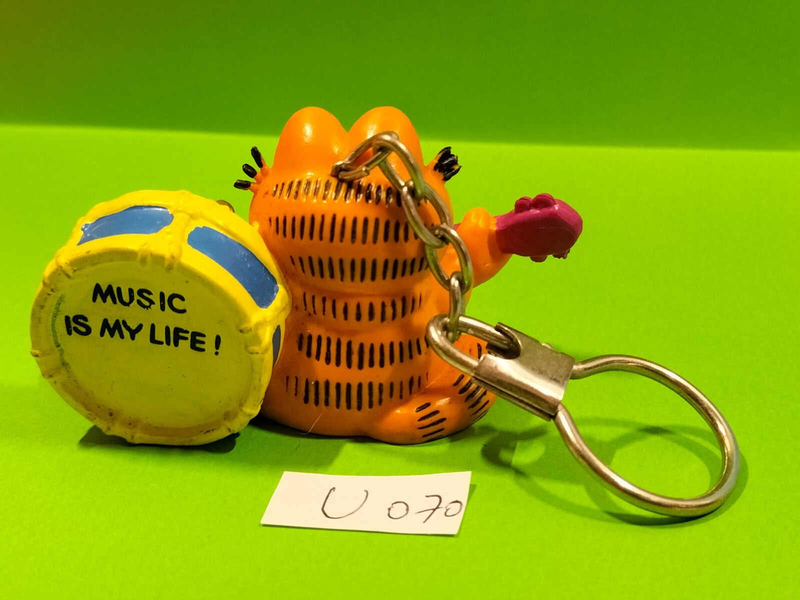 Figurine U070: Garfield Cat Keychain Musician Guitar Trumpet Bully 1981